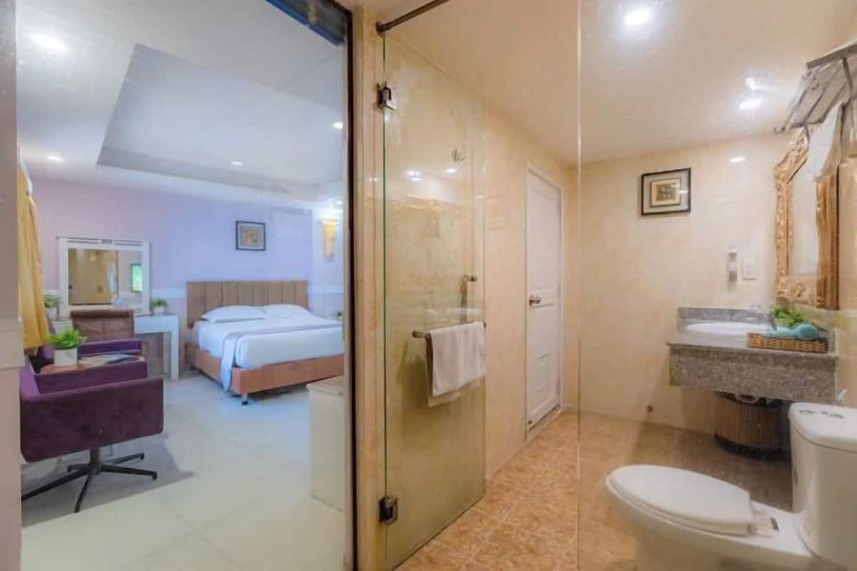 Bagno | Combinazione doccia/vasca, doccia idromassaggio, set di cortesia firmato