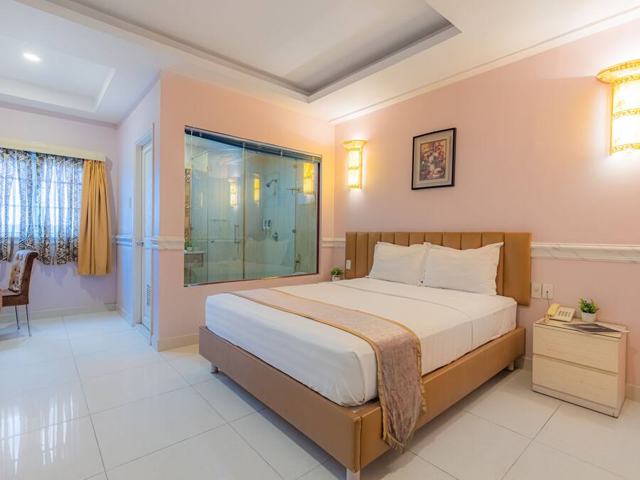 Deluxe Double Room, 1 Queen Bed, Non Smoking