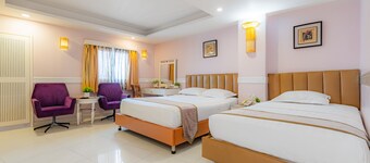 Fortune 1127 Central Hotel