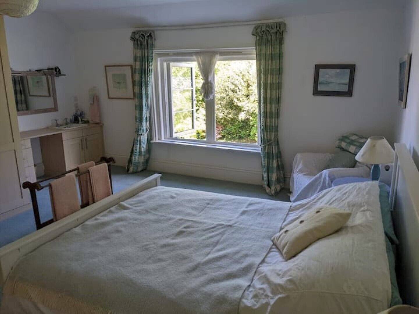 1 bedroom, desk, iron/ironing board, free WiFi