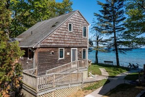 Exterior - A Charming Door County Cottage (Sturgeon Bay)