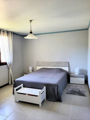 1 chambre, Wi-Fi gratuit, draps fournis