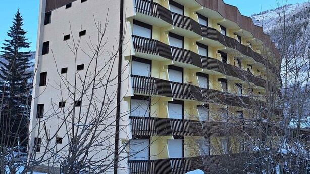Immagine non classificata, 1 di 10, pulsante