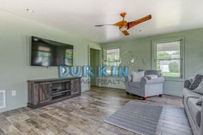 Interior - New home  with many updates on Great Island. (Narragansett)