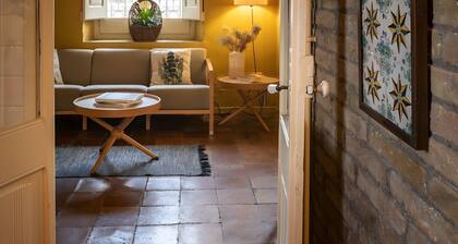 Villa "Masia Can Comas" with Pool, Garden & Wi-Fi