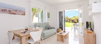 Apartment 'Biniforcat 21' close to the Sea with Shared Pool