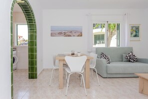 Dining - Apartment 'Biniforcat 21' close to the Sea with Shared Pool (Los Delfines)