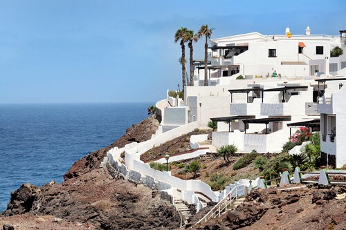 Vacatio Home El Rinconcito del Faro avec vue sur la mer, Wi-Fi & Terrasse