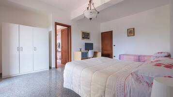 4 chambres, Wi-Fi gratuit, draps fournis