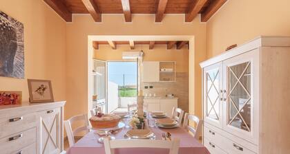 Holiday Home 'Brucoli Mare 2' with Sea View, Terraces, Wi-Fi & A/C