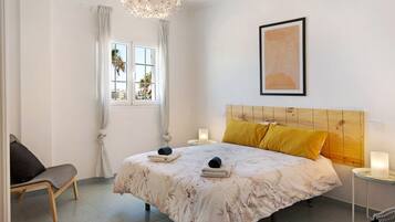 2 sovrum, strykjärn/strykbräda, gratis wi-fi och sängkläder