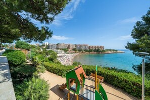On the beach - Apartment 'Apart db' with Sea View & Terrace (Salou)