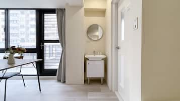 Deluxe Double Room | Down duvets, desk, free WiFi