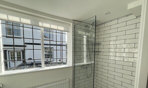 Cottage Klasik, ensuite | Kamar mandi