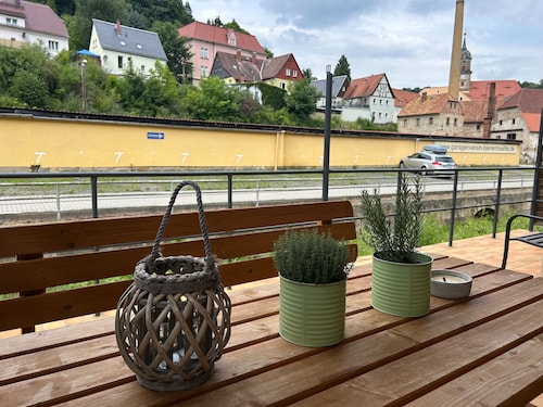 Modern furn.  Apartment "Wanderfalke", central & quiet, Säch. Switzerland, 55sqm, terrace