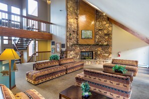 Interior - Close to Hiking & Skiing, Private Balcony & Fireplace, Peaceful, Quiet Area! (Silverthorne)