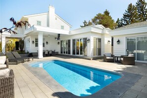 Piscine extérieure, piscine chauffée