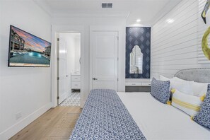 5 habitaciones, escritorio, tabla de planchar con plancha y wifi gratis 