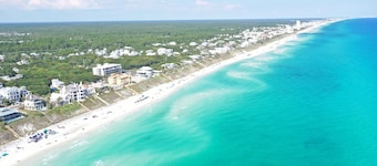 Lush Pet-Friendly Home, Near Beach with Golf Cart, 4 Bikes