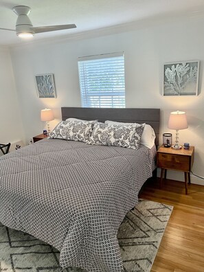2 bedrooms, iron/ironing board, free WiFi, bed sheets