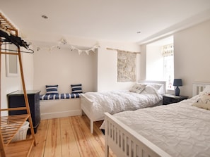 Cottage | Individually decorated, individually furnished, free WiFi