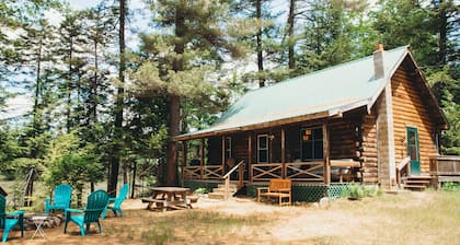 Charming Waterfront Log Cabin