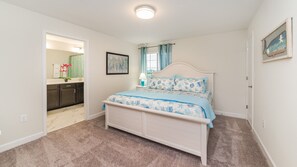 5 bedrooms, iron/ironing board, WiFi, bed sheets
