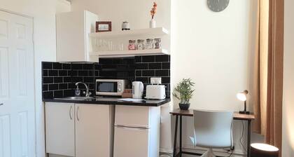 Ninian Studio (1 bed)