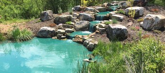 Mountain sunrise views from spacious cozy 5th wheel camper-20 min from Asheville