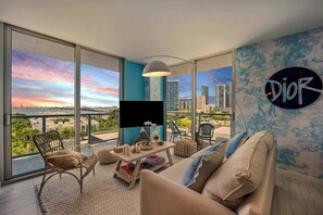 Flat-screen TV, offices - Designer's Dream! 2 Bedroom Condo with Bay Views (Miami)