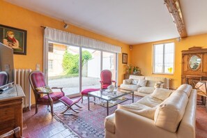 Pöytätennispöytä