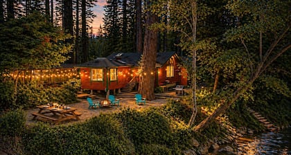 Creekside Swimming Hole •HotTub •Russian River • Dog-OK -Cozy Creek Cabin