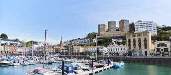 Sovereign House - Chic and near Harbour, parking