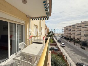 Outdoor dining - 160B (Cambrils)