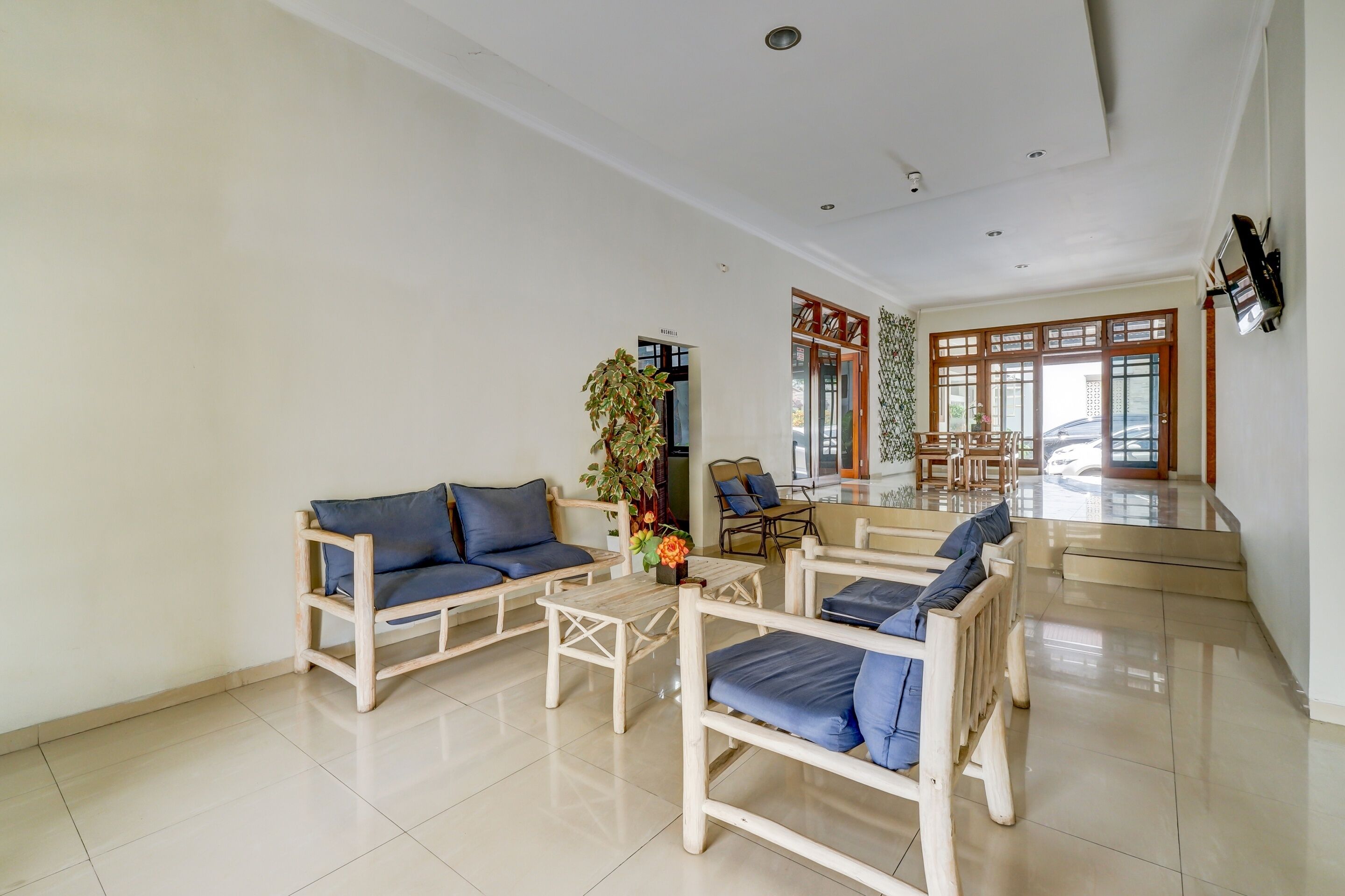 Classic Double Room | Living area