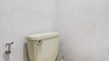 Classic Double Room | Bathroom