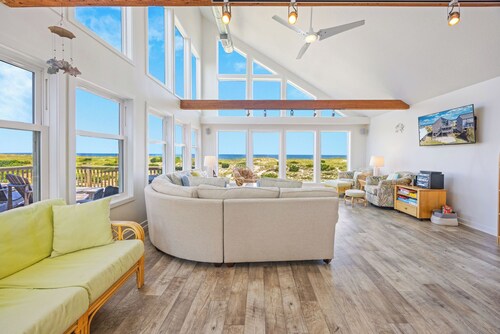 Stunning Oceanfront Home with Hot Tub, Grill, and Stellar Ocean Views
