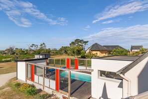 Et oppvarmet basseng