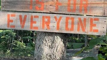 Enceinte de lâhĂ©bergement