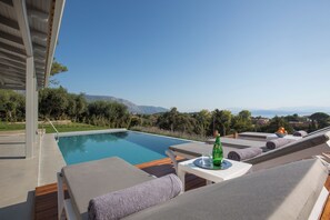 Outdoor pool - Modern guest house with private pool and fantastic views to the beach (Dassia)