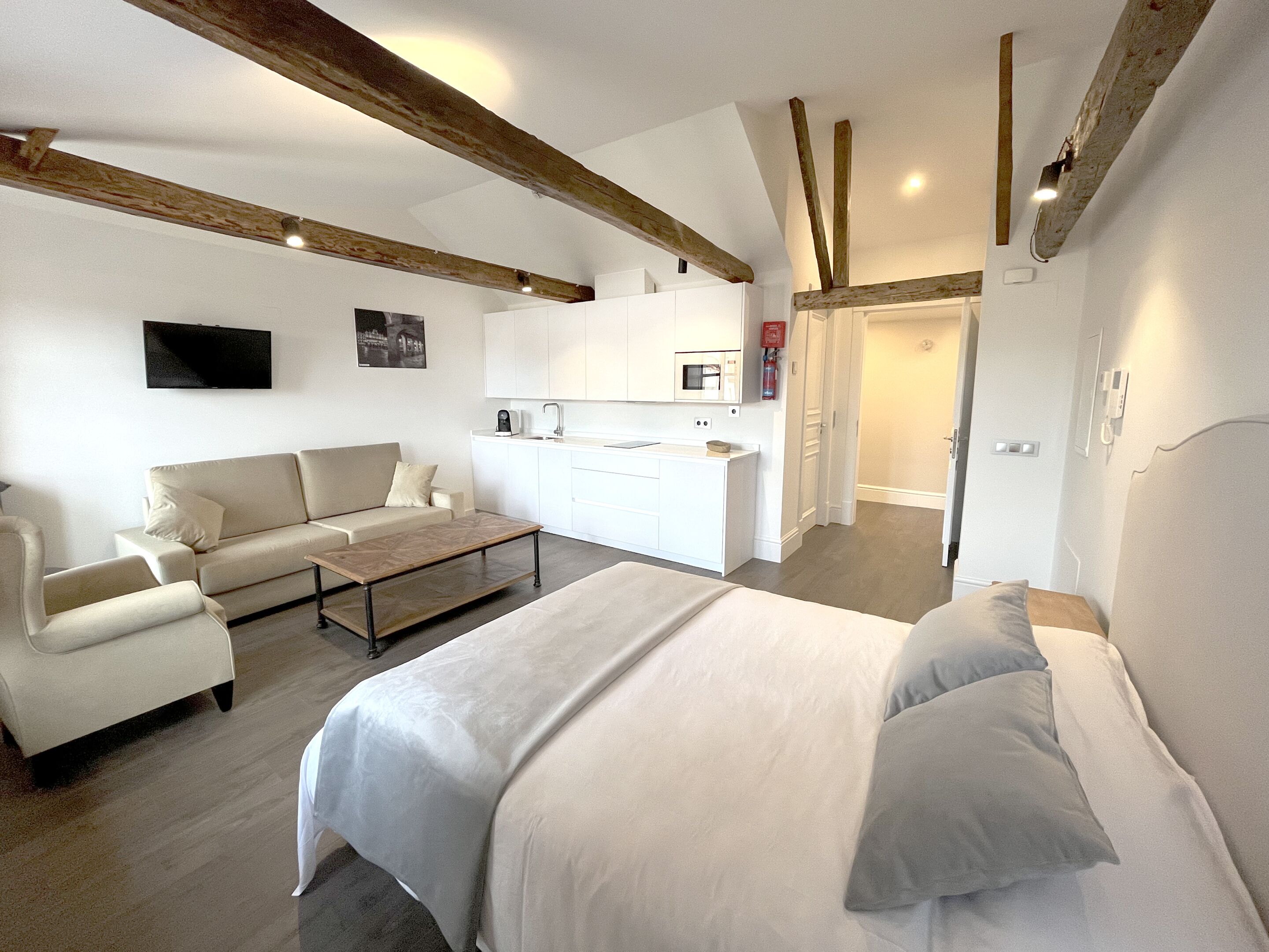 Photo - Apartamentos El Mirador del Poeta