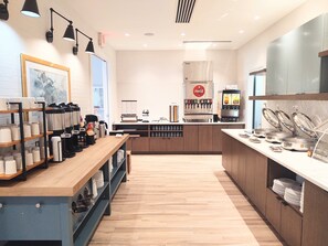 Petit déjeuner buffet compris tous les jours