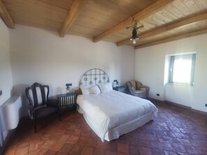 3 多间卧室、熨斗/熨衣板、旅行婴儿床、免费 WiFi