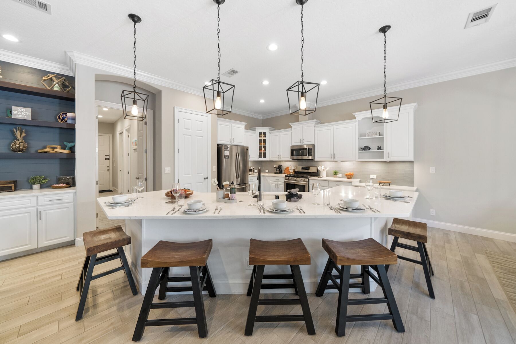 House, Multiple Beds, Private Pool, Pool View | Private kitchen | Fridge, microwave, oven, stovetop