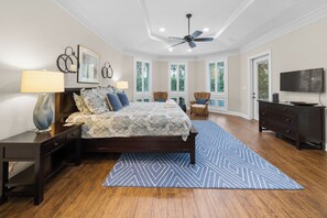 Casa, várias camas, piscina particular, vista para a piscina | 3 quartos, Wi-Fi de cortesia, roupa de cama