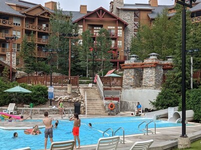 The Powder Nook | Hot Pools | Mile 1 Express Chair