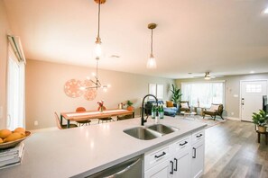 Interior - Sonoran Solace w Pool, Minutes from Old Town (Scottsdale)