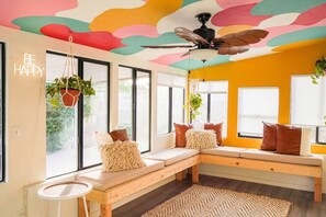 Interior - The Desert House Charming w/ Hot Tub (Scottsdale)