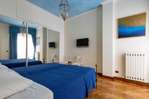 2 bedrooms, bed sheets