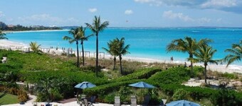 Luxury Grace Bay Beachfront - Perfection